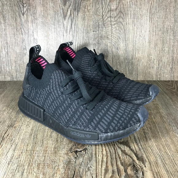 nmd stlt triple black